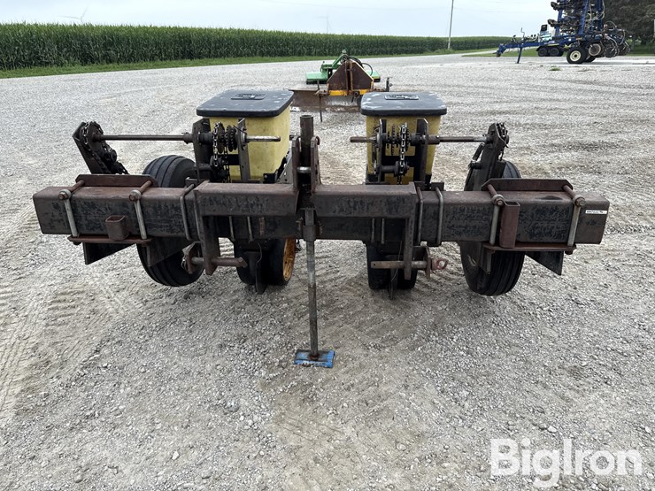 shop-made-2-row-planter-image-2