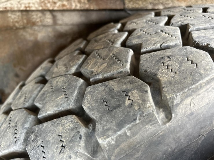 international-4000-image-107