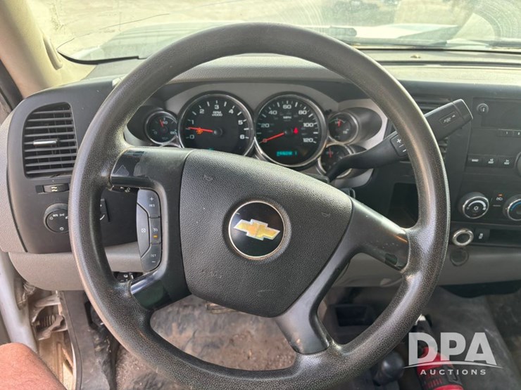 chevrolet-silverado-2500hd-image-72