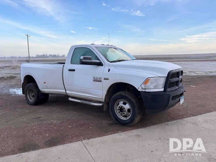 dodge-ram-3500-image-15