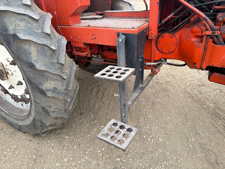 allis-chalmers-190-landhandler-tractor-image-21