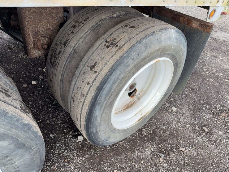 2005-great-dane-53-image-5