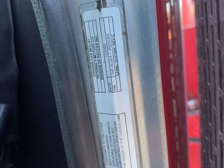 2004-peterbilt-357-image-86