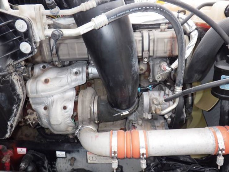 freightliner-cascadia-126-image-22