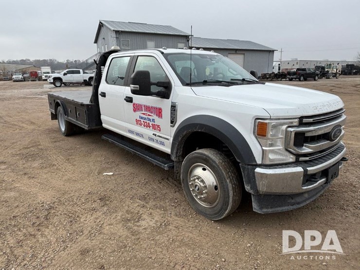 ford-f550-xl-image-1