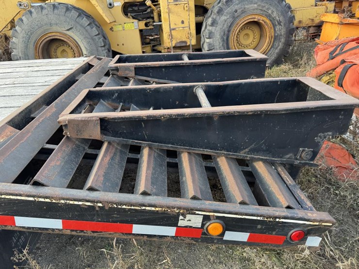 #1487-•-2001-felling-ft-40-2-equipment-trailer-image-16