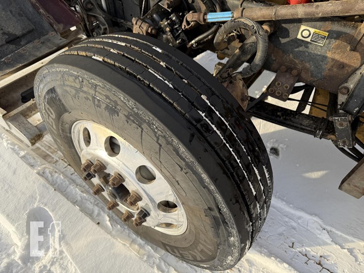 2004-peterbilt-379-image-79