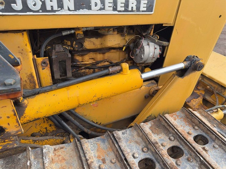 1976-deere-450c-image-19