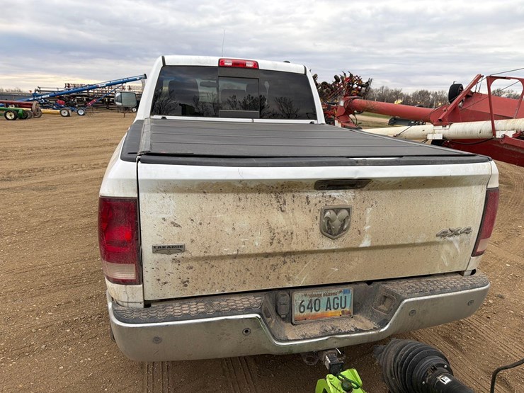 2012-dodge-2500-image-4