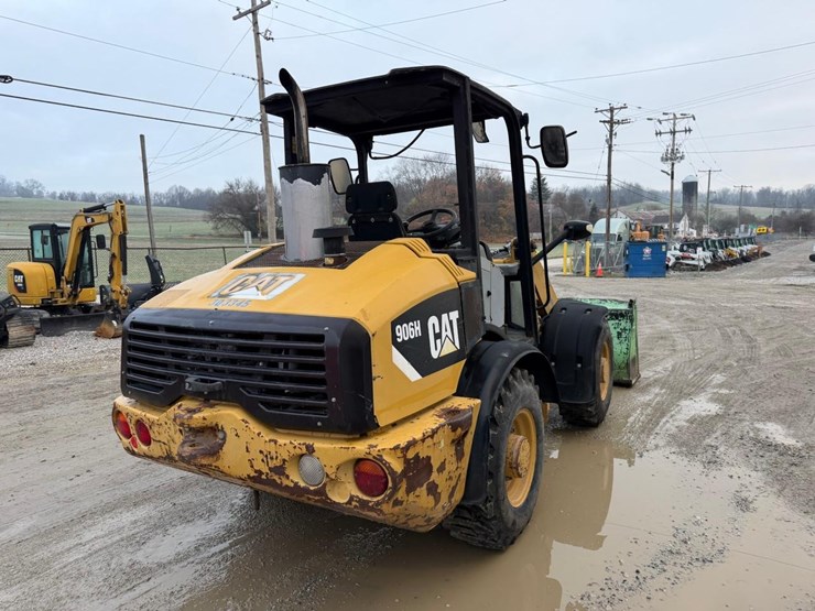 2012-caterpillar-906h-image-5