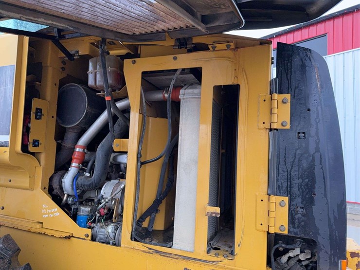 2006-caterpillar-930g-image-16