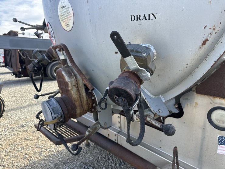 2005-kenworth-t800-image-30