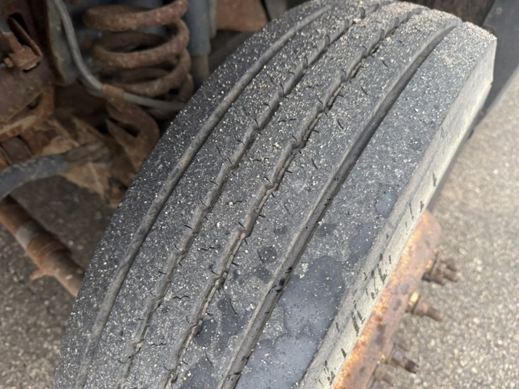 2012-ford-f550-image-46