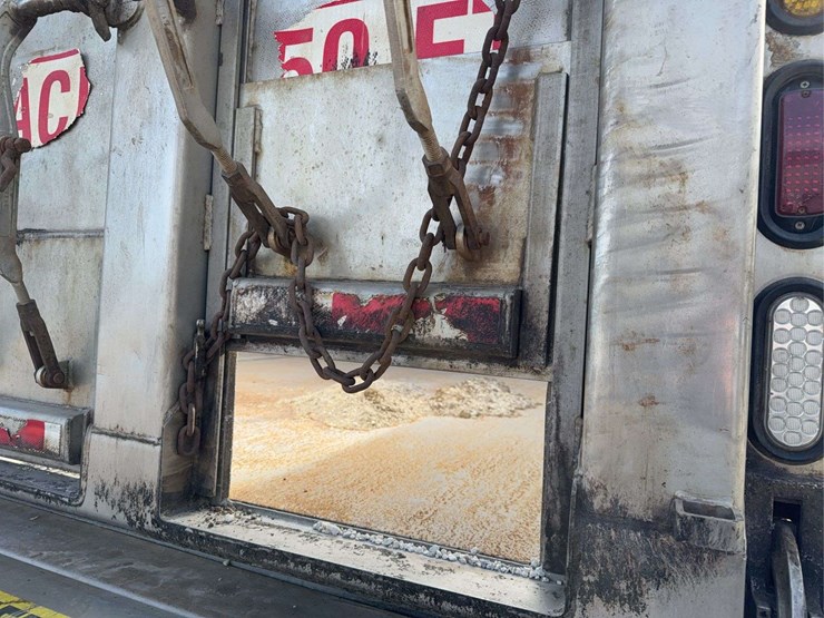 2013-international-workstar-7400-image-21