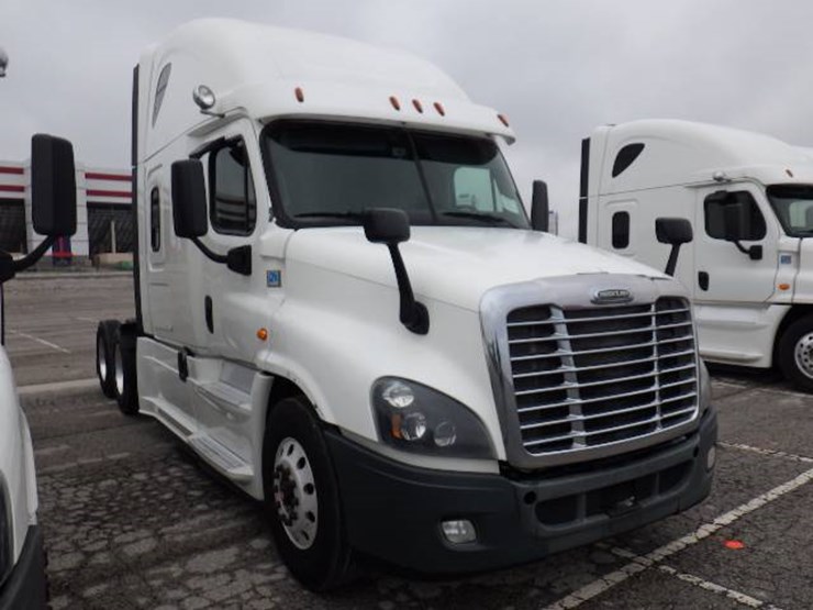 freightliner-cascadia-125-image-3