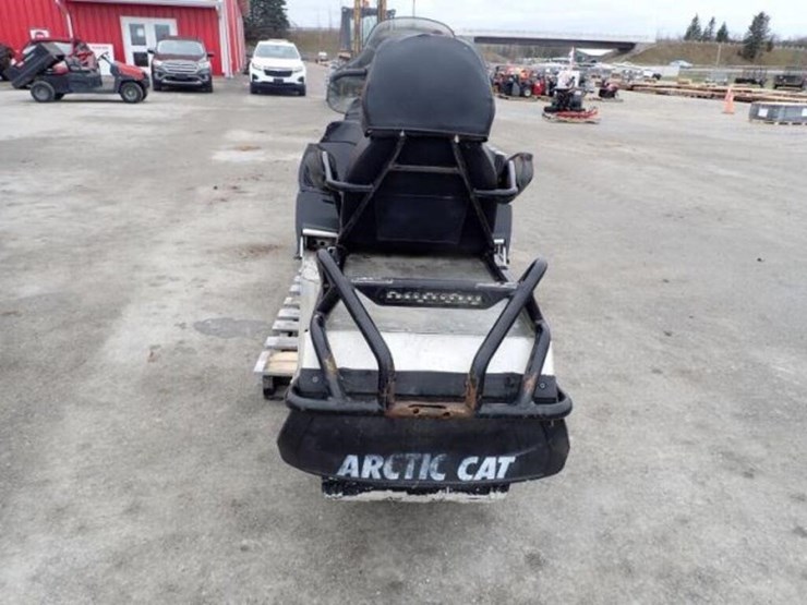 caterpillar-570-image-15