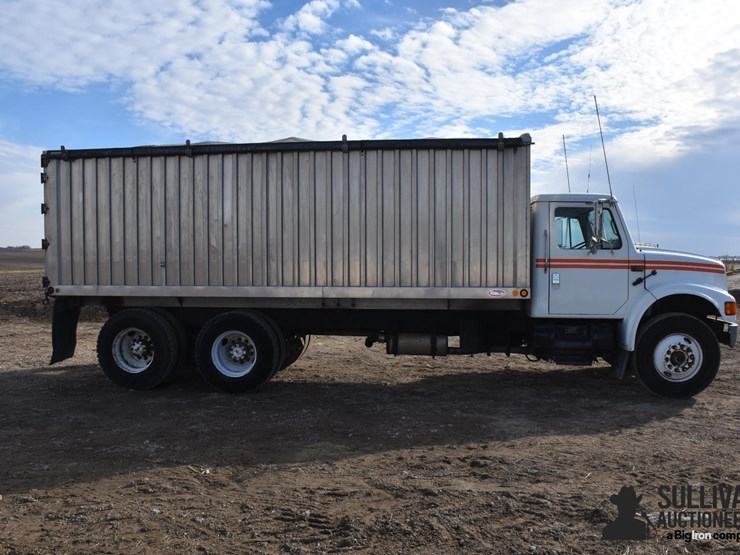 1991-international-4900-image-4