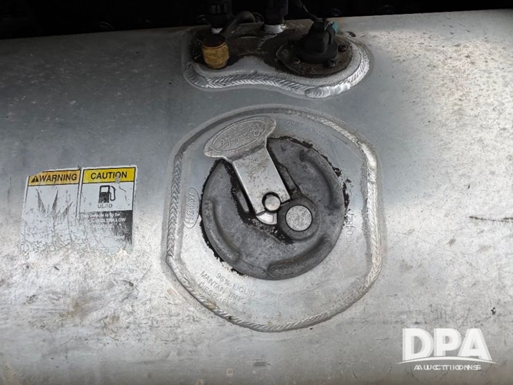 peterbilt-579-image-23