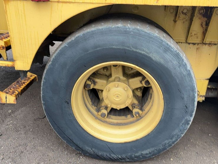 1996-grove-tms250c-image-16