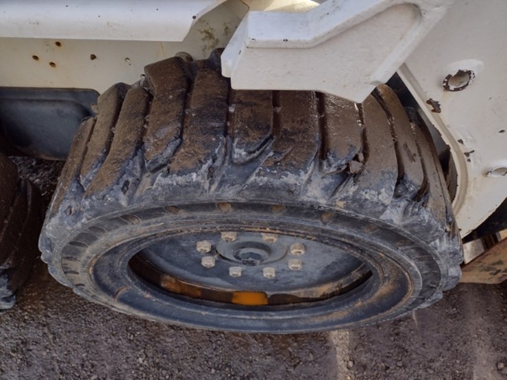 bobcat-s130-image-21