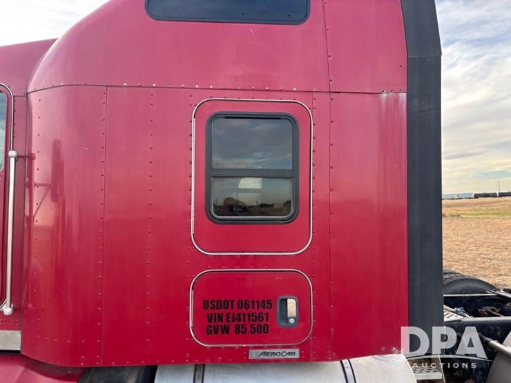 2014-kenworth-t660-image-23