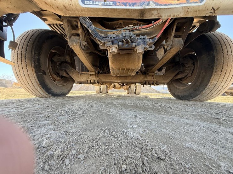 2007-freightliner-columbia-120-image-47