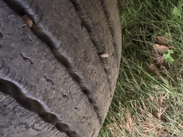 2016-peterbilt-579-image-14