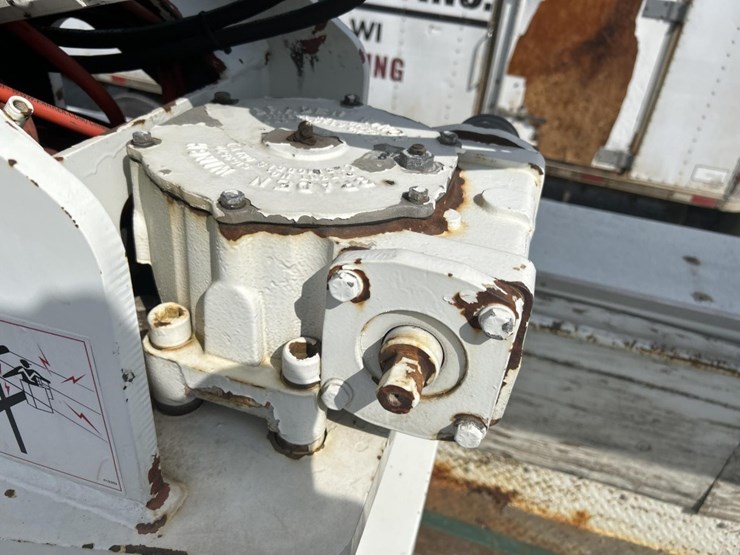 international-4000-image-43