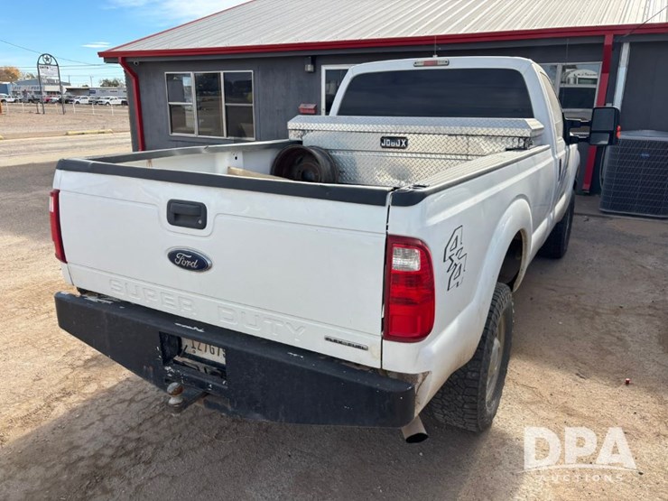 ford-f250-xl-image-11