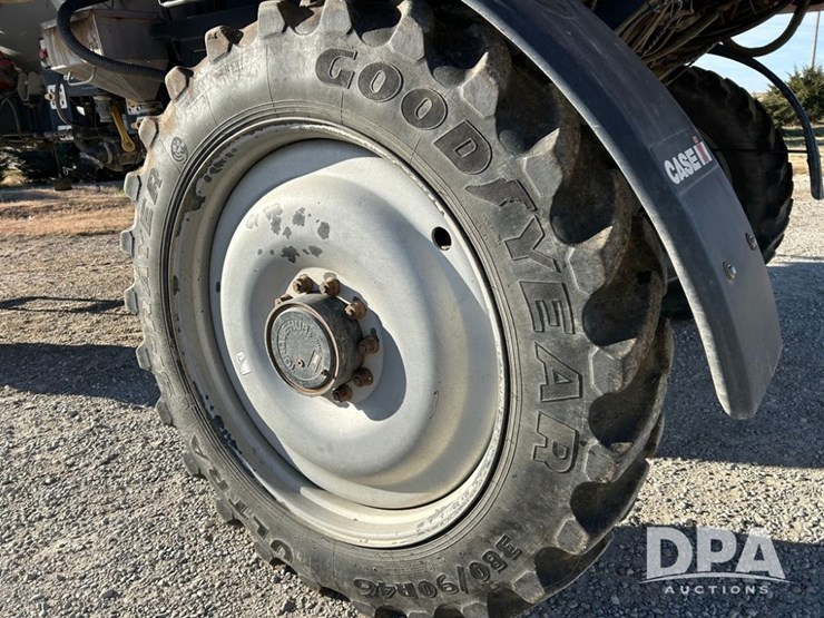 case-ih-patriot-4440-image-20