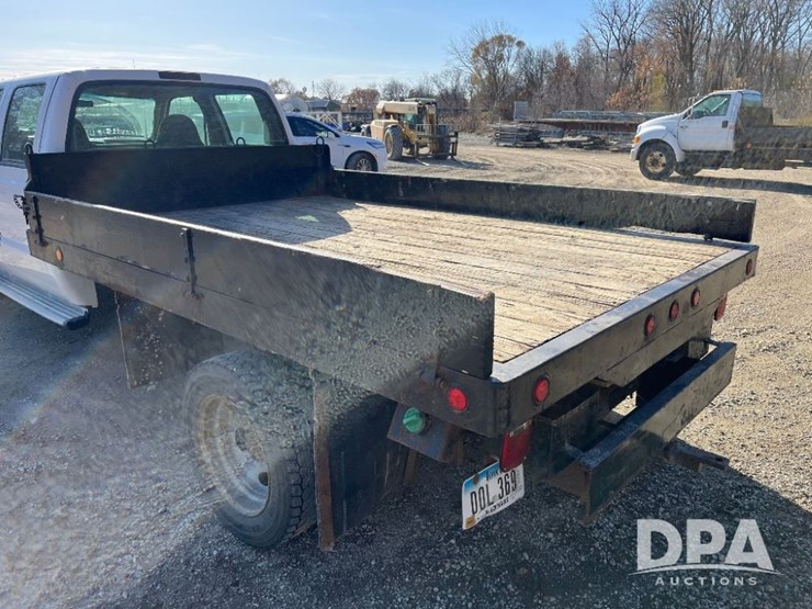 ford-f550-xl-image-37