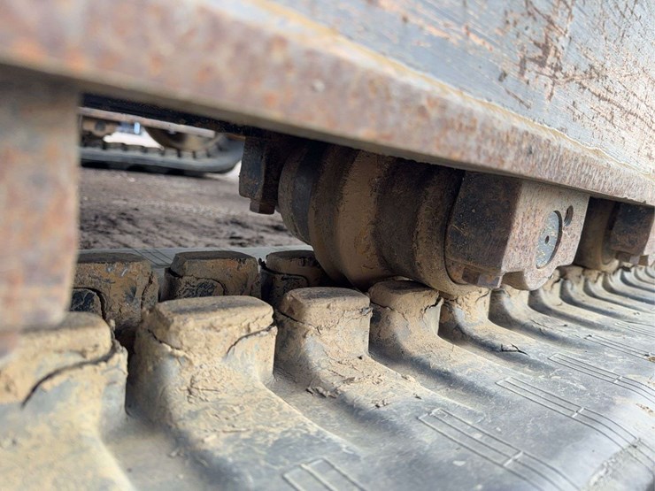 2016-bobcat-e85-image-23