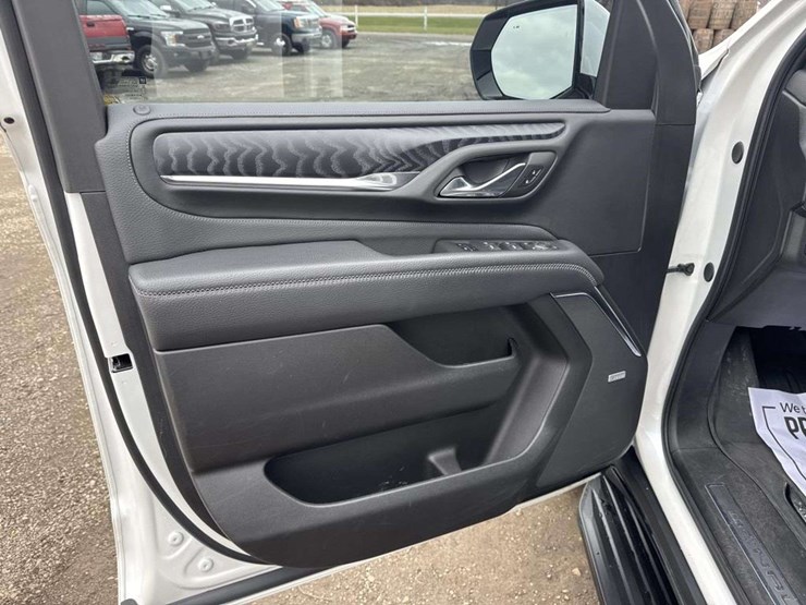 2023-gmc-yukon-denali-image-20