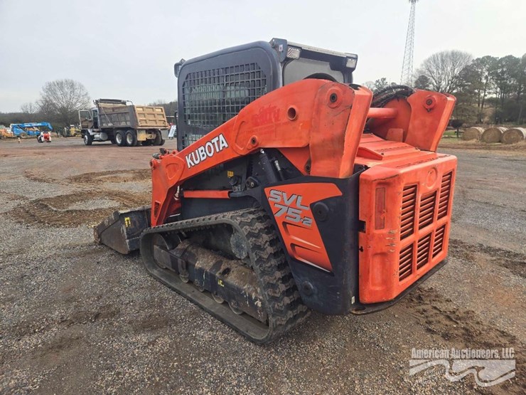 kubota-svl-75-2-skid-steer-image-7
