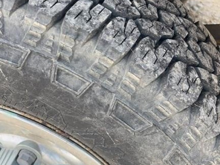 2003-chevrolet-silverado-2500-image-5