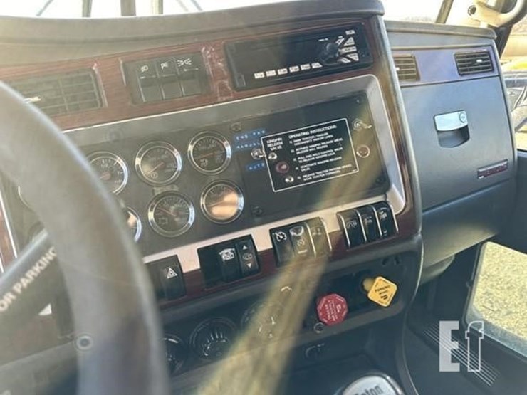 2006-kenworth-t600-image-22