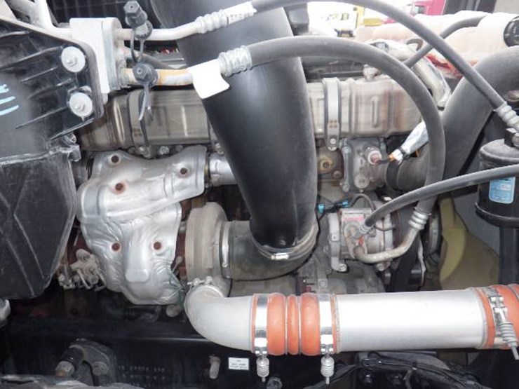 freightliner-cascadia-126-image-29