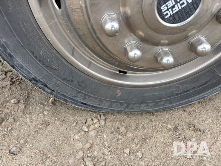 ford-f550-xl-image-25