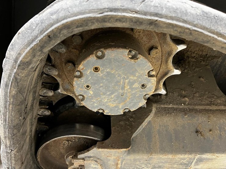 2022-takeuchi-tl8r2-image-19