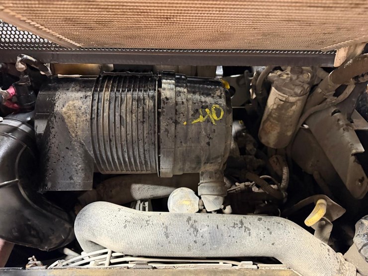 2022-case-tv450b-image-17