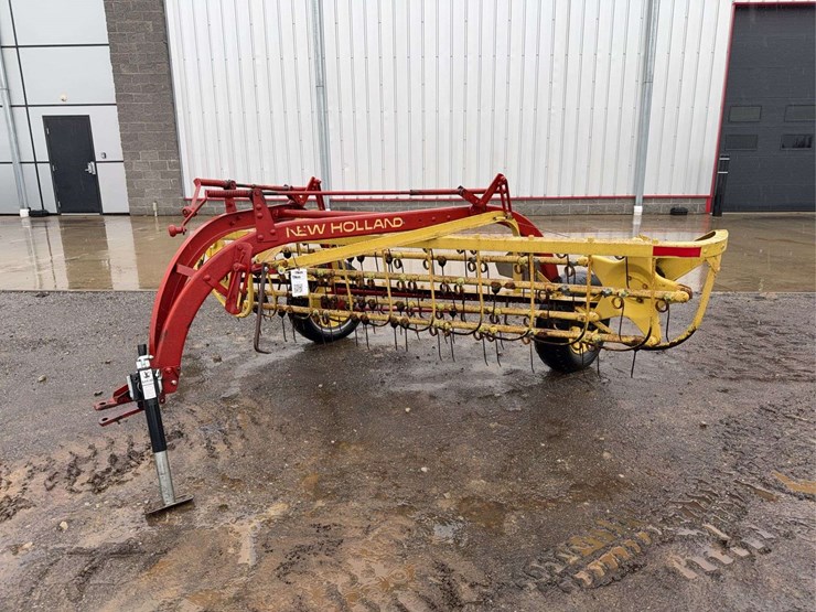 new-holland-56-image-1