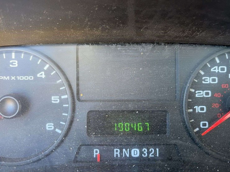 2005-ford-f350-image-26