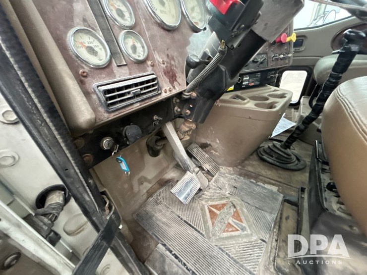 international-9900i-image-44