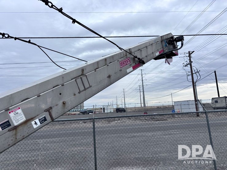 2013-merritt-hopper-image-36