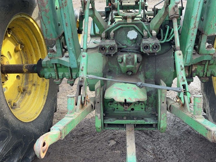 john-deere-2640-image-14