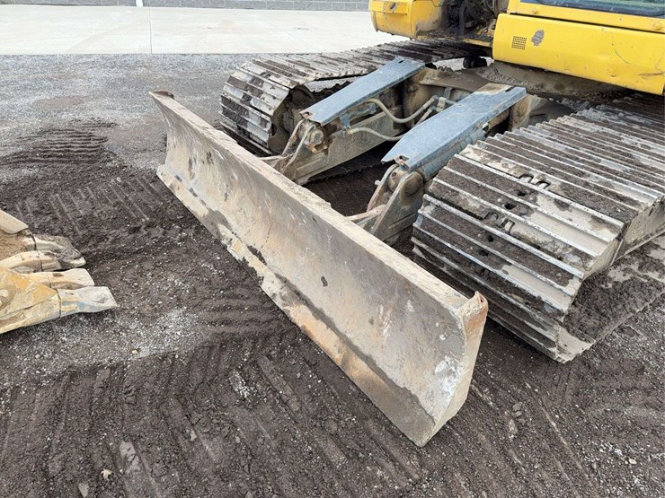 2012-komatsu-pc138-image-29