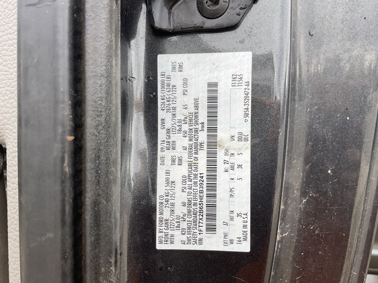 2016-ford-f250-xlt-image-6