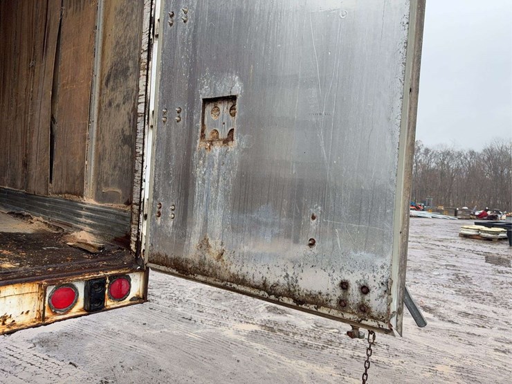 2005-strick-trailer-image-22