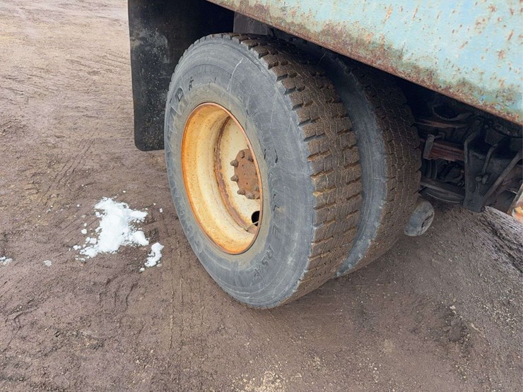 1997-international-4900-image-12