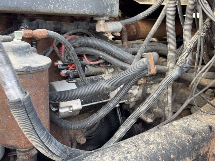 1999-mack-cl713-image-23